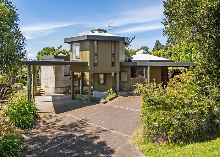 Aquarius With Aesthetic And Lakeview Holiday home *